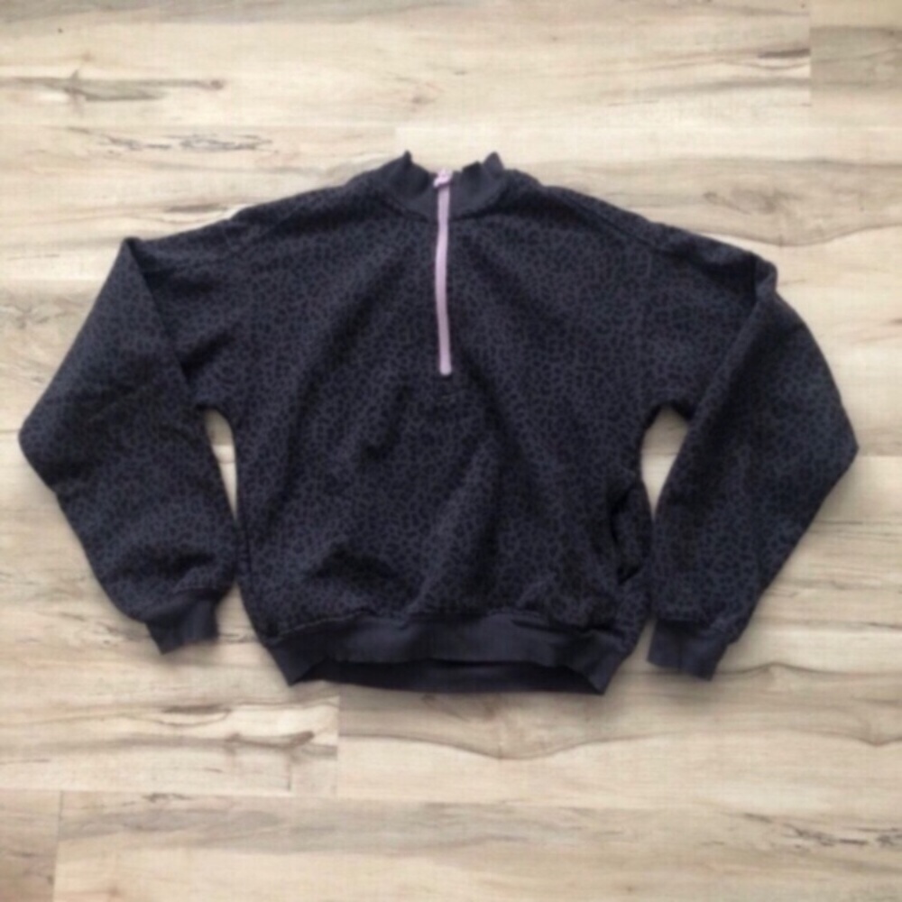 Fabletics Greyish Leopard Print Sweater